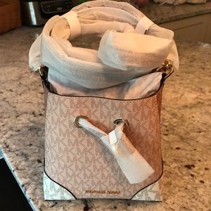 Mini MK bucket bag